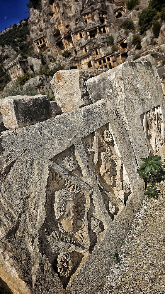 Myra 01